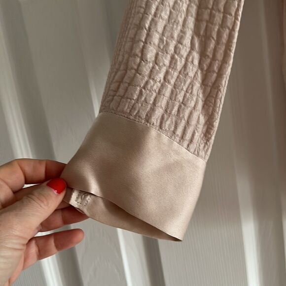 Rebecca
Taylor Women’s Light Pink Textured Blouse - Picture 4 of 7